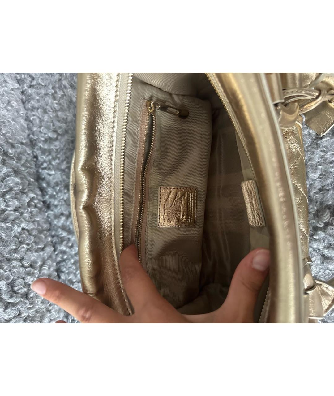 BURBERRY Золотая кожаная сумка с короткими ручками, фото 7