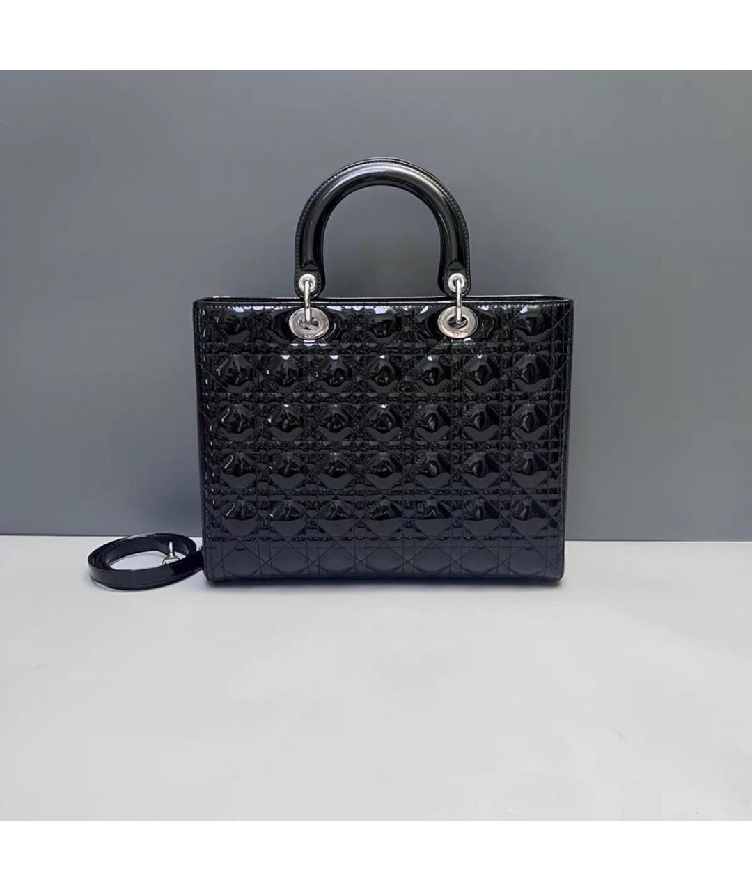 CHRISTIAN DIOR Черная сумка тоут из лакированной кожи, фото 2