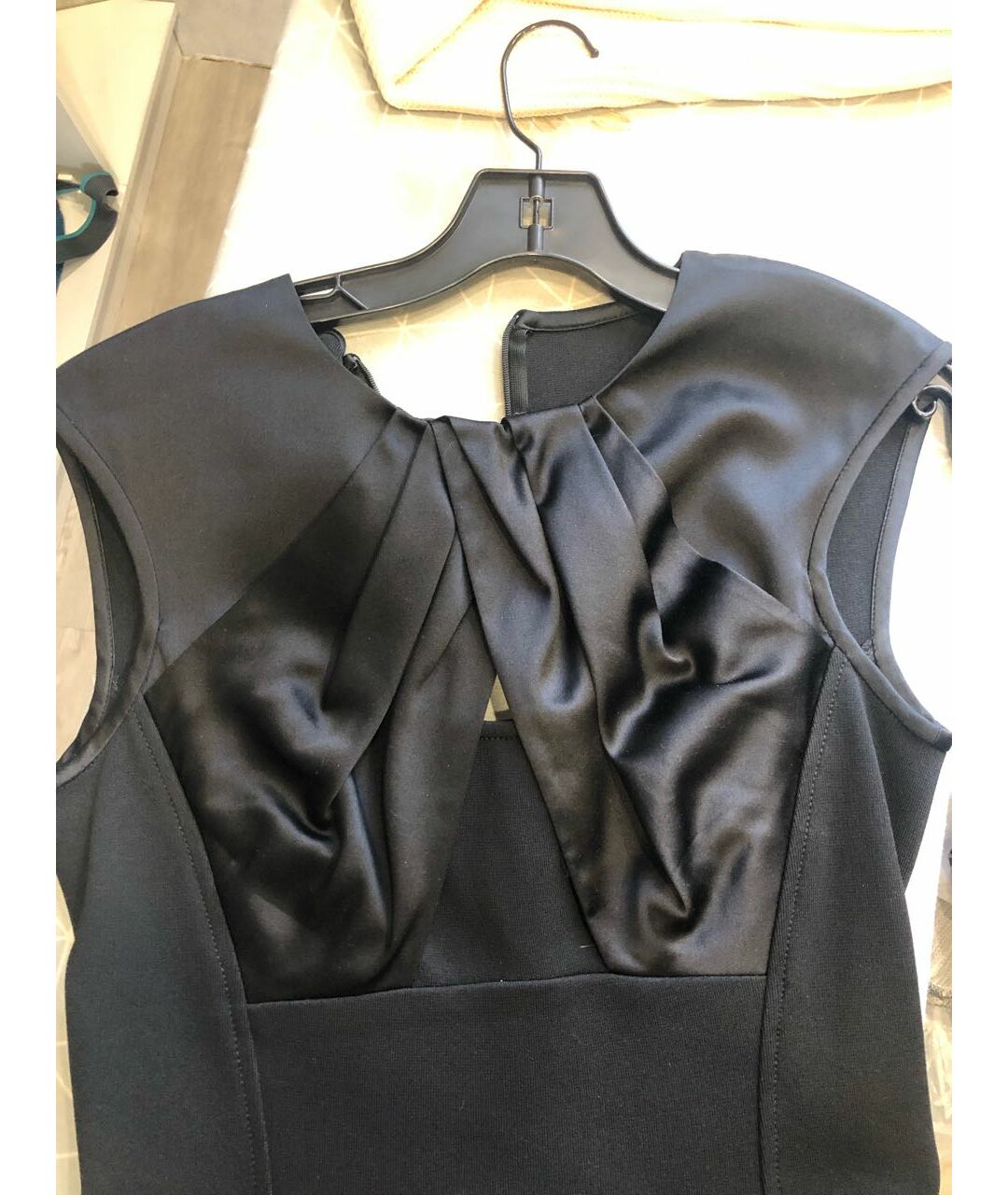ST. JOHN Черное вискозное коктейльное платье, фото 3