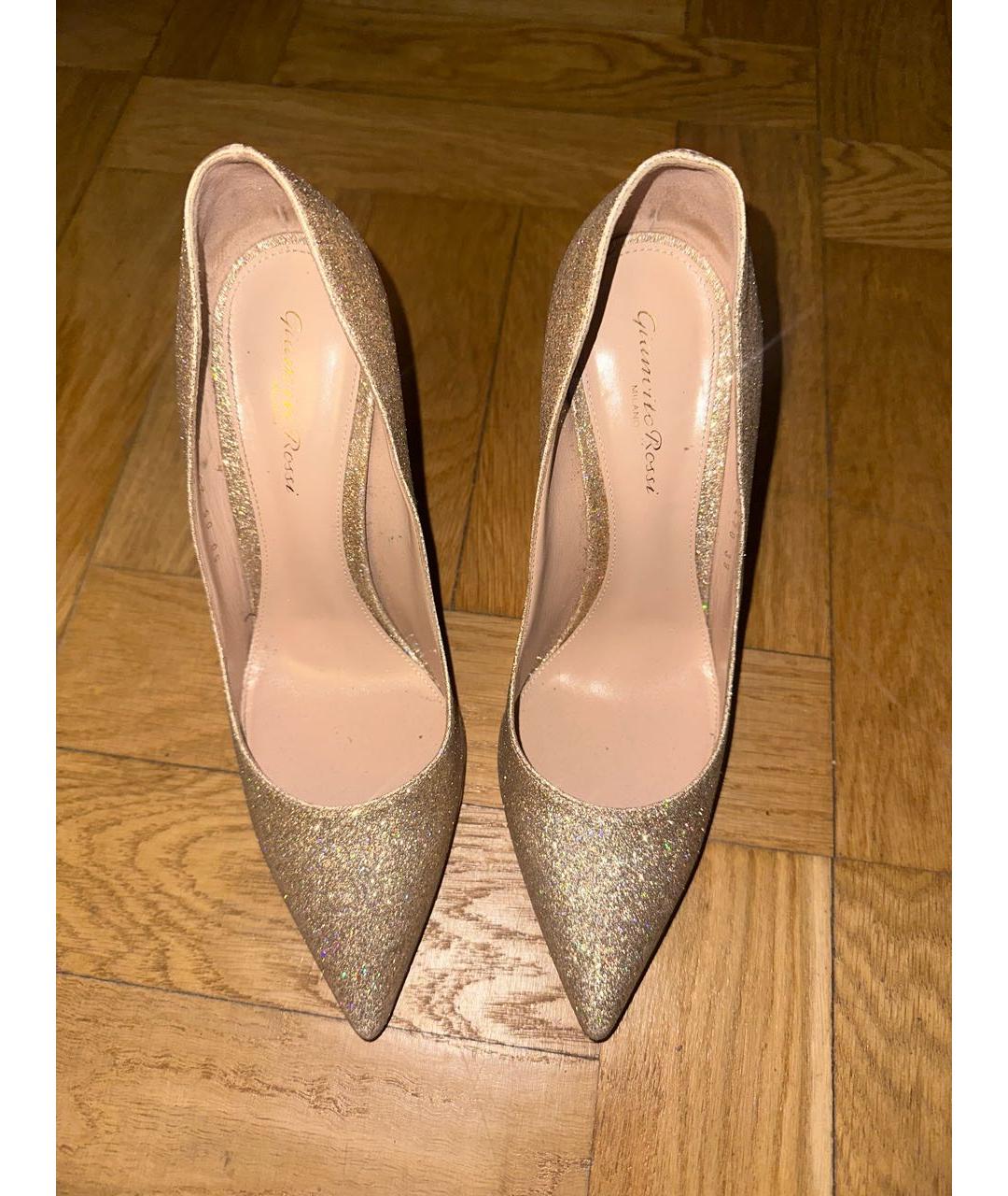 GIANVITO ROSSI Золотые кожаные туфли, фото 3