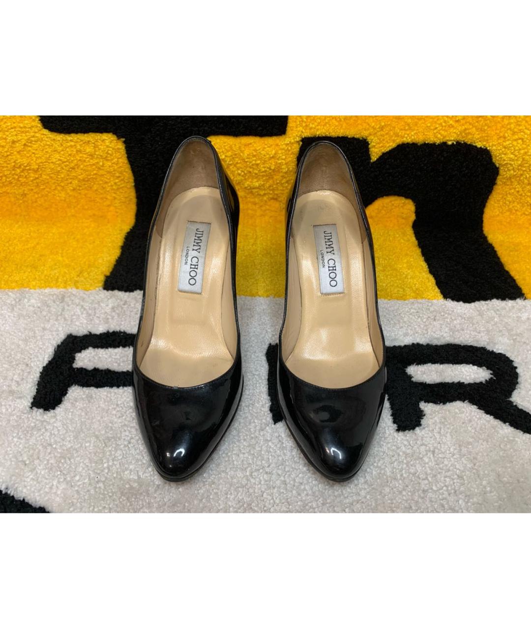 JIMMY CHOO Черные туфли из лакированной кожи, фото 2