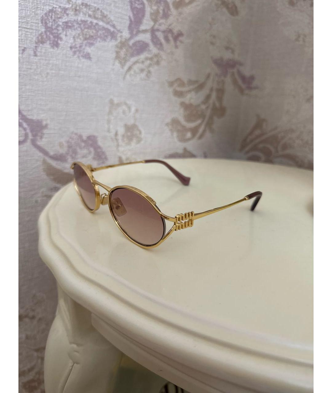 MIU MIU Розовые металлические солнцезащитные очки, фото 2