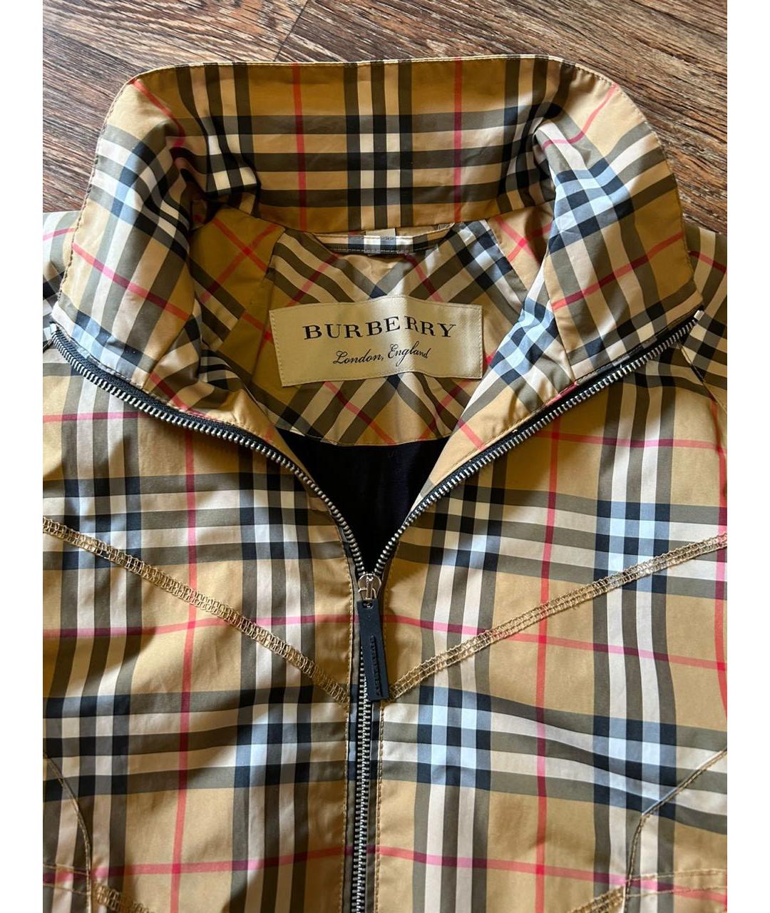 BURBERRY Полиэстеровая куртка, фото 3
