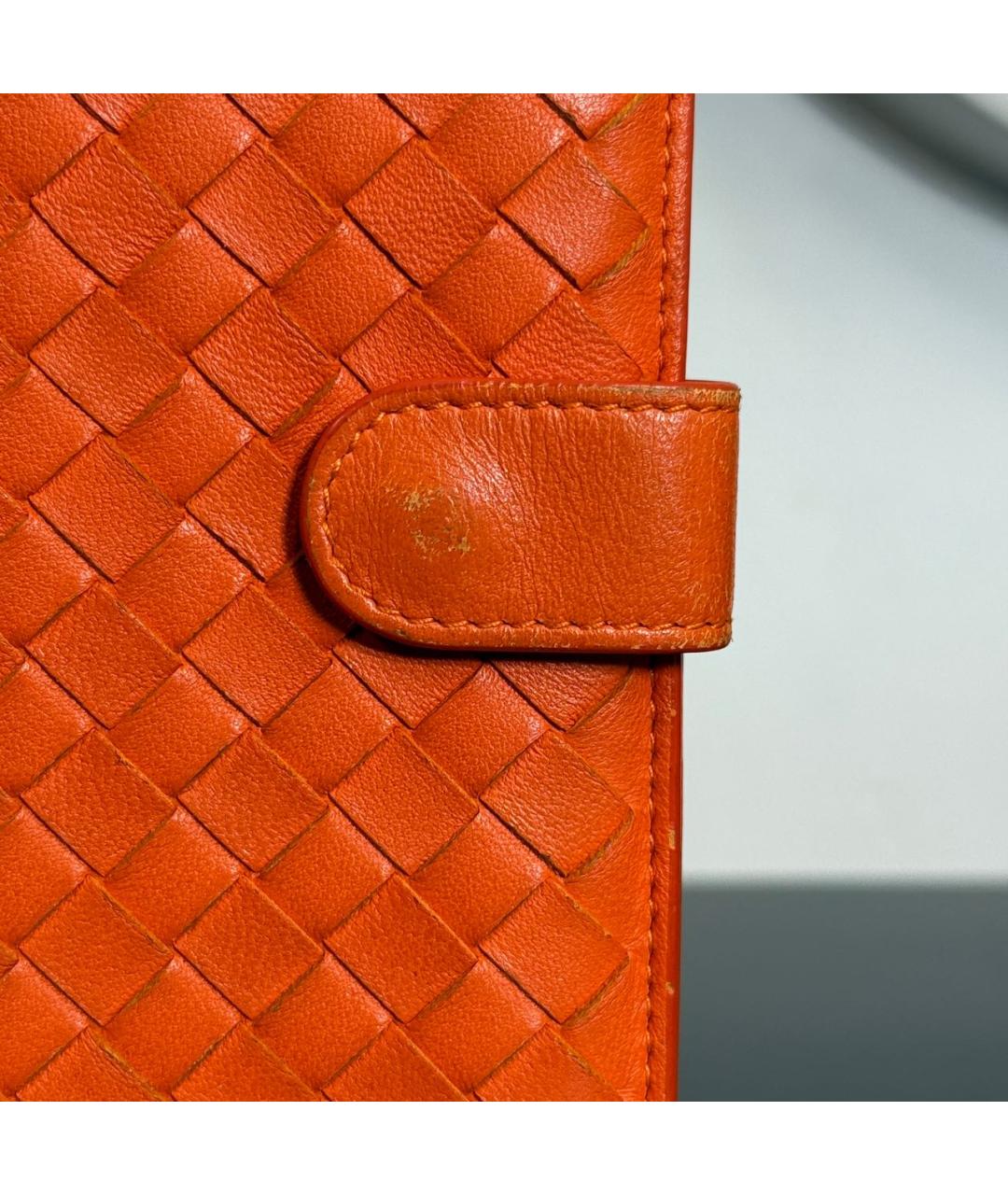 BOTTEGA VENETA Оранжевый кожаный кошелек, фото 5