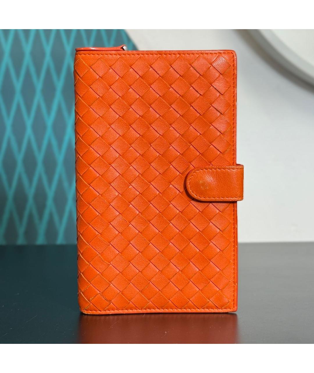 BOTTEGA VENETA Оранжевый кожаный кошелек, фото 9