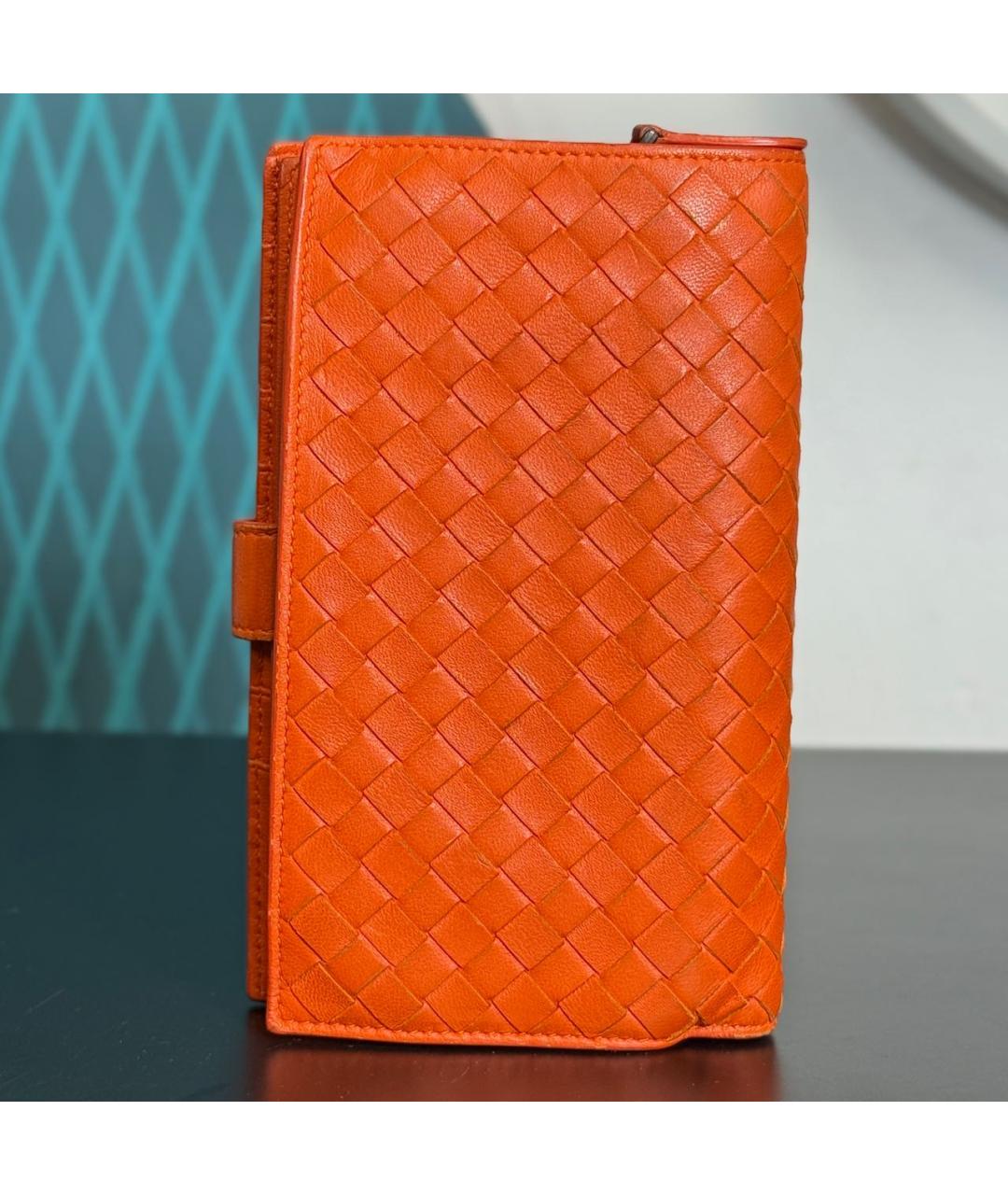 BOTTEGA VENETA Оранжевый кожаный кошелек, фото 2