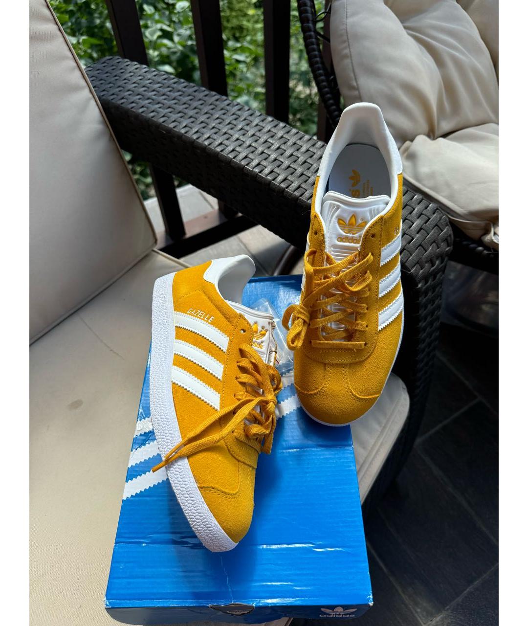ADIDAS Горчичные замшевые кеды, фото 2