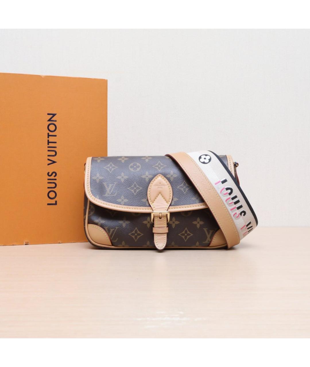 LOUIS VUITTON Коричневая сумка через плечо, фото 9