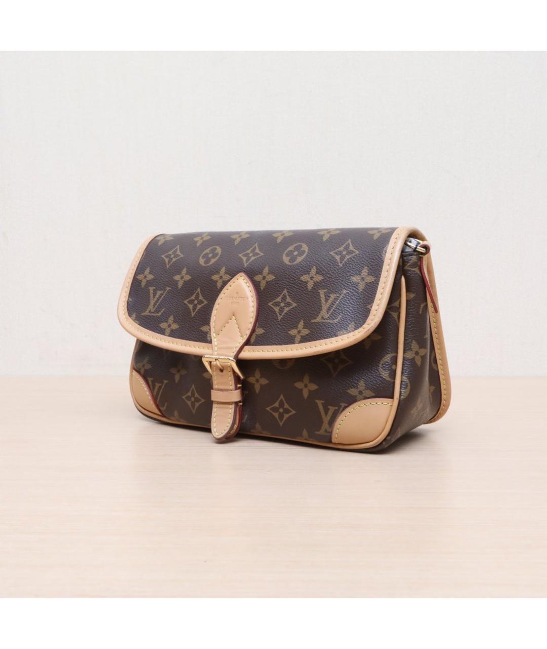 LOUIS VUITTON Коричневая сумка через плечо, фото 3