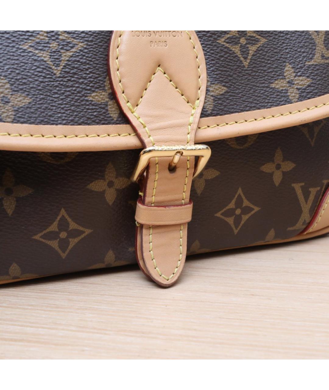 LOUIS VUITTON Коричневая сумка через плечо, фото 7