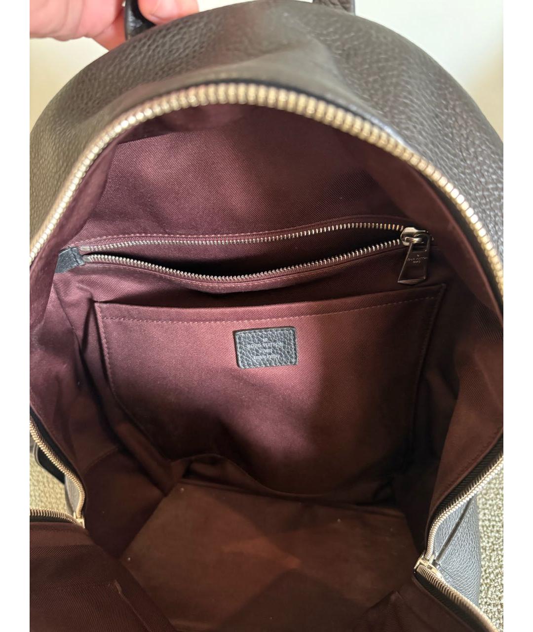 LOUIS VUITTON Черный кожаный рюкзак, фото 7