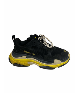 

Кроссовки BALENCIAGA Triple s