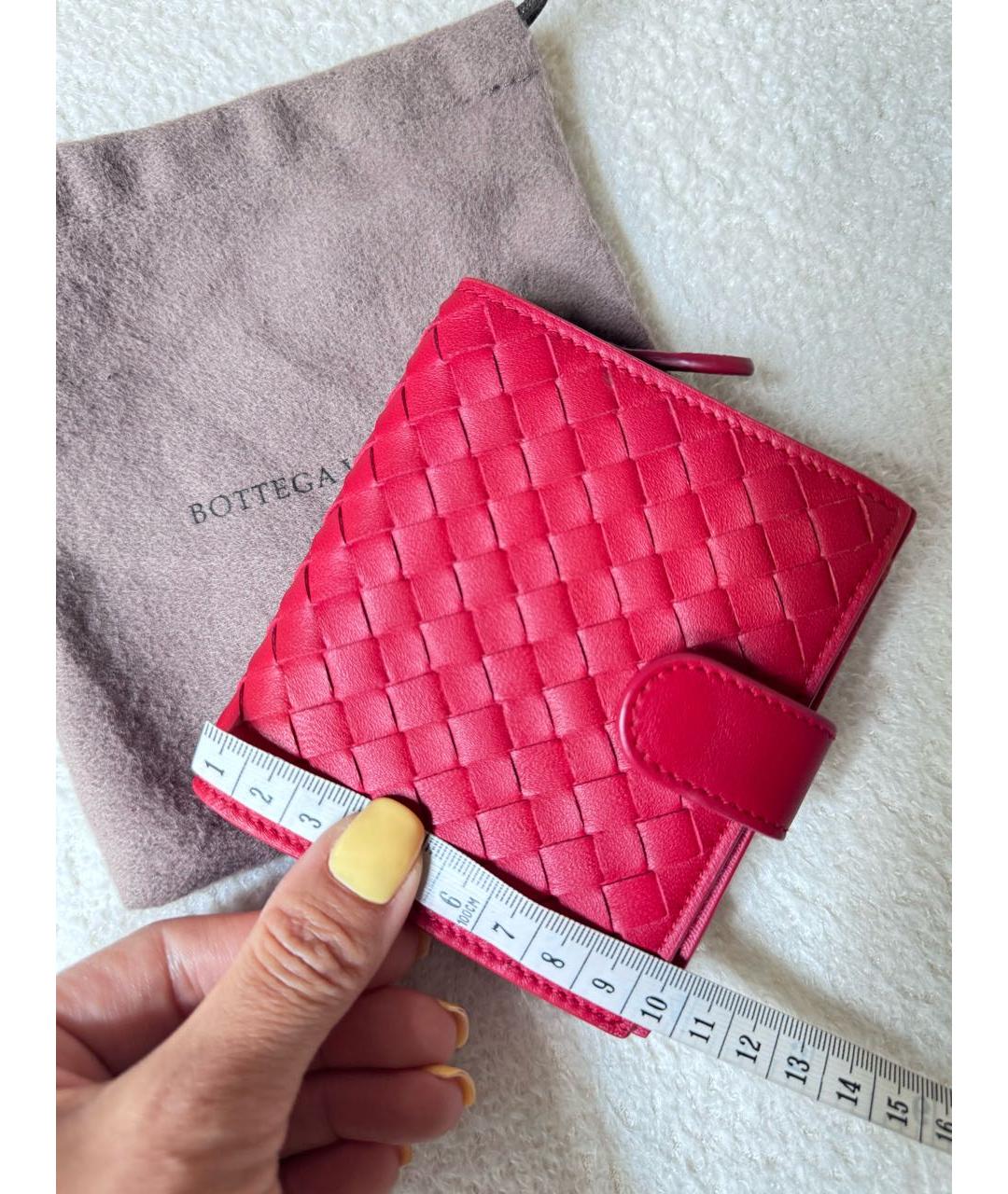 BOTTEGA VENETA Красный кожаный кошелек, фото 7