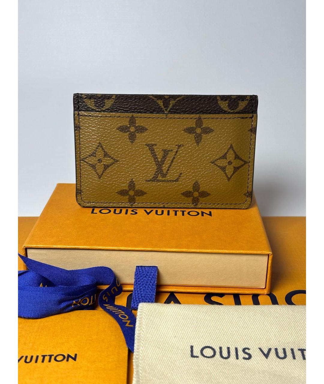 LOUIS VUITTON Коричневый кардхолдер, фото 4