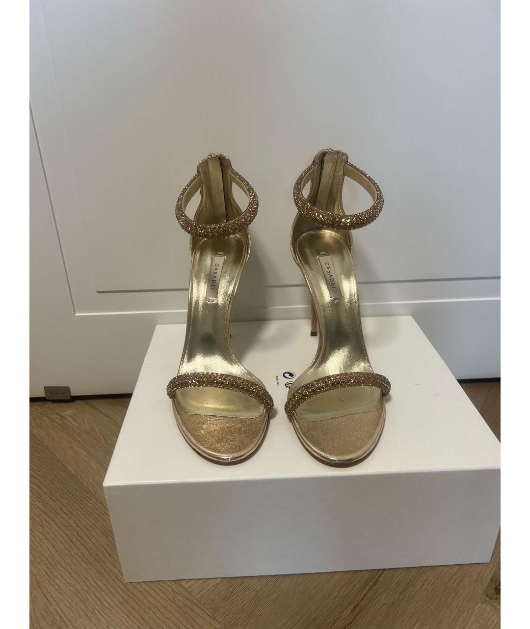 CASADEI Золотые кожаные босоножки, фото 2