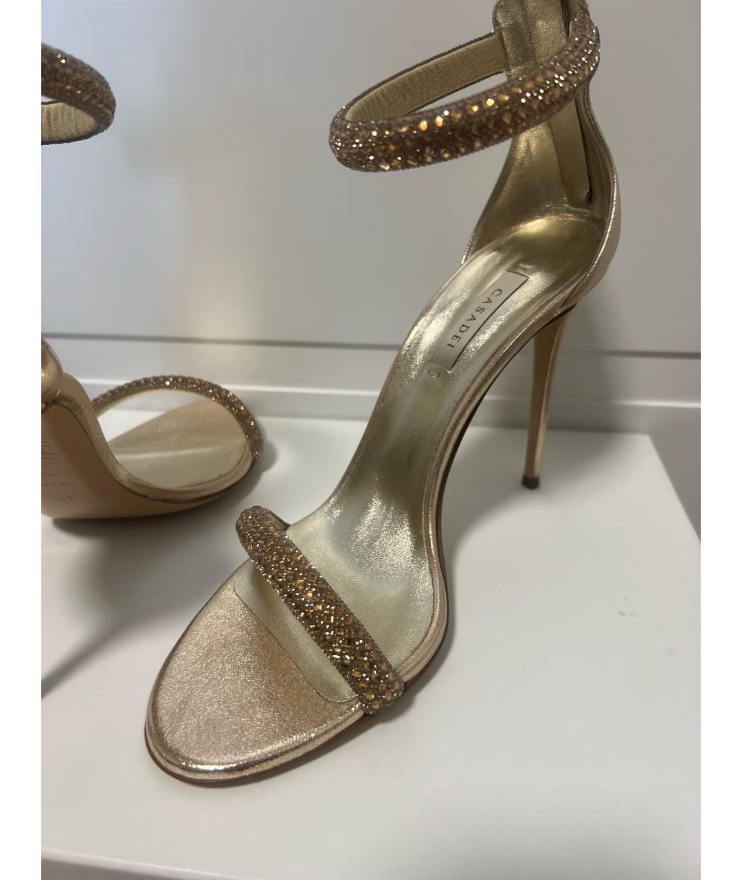 CASADEI Золотые кожаные босоножки, фото 5