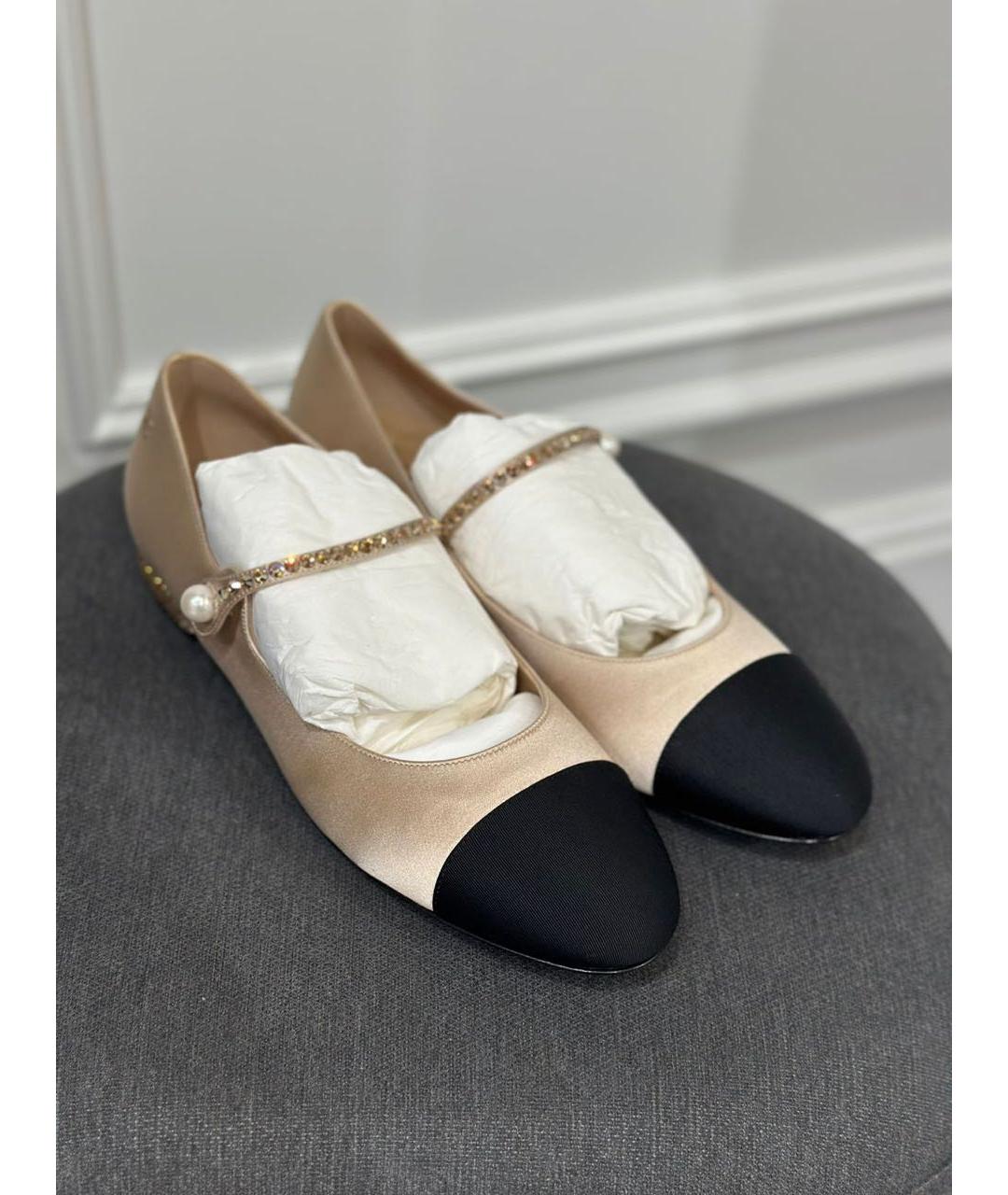 CHANEL Бежевые текстильные балетки, фото 8