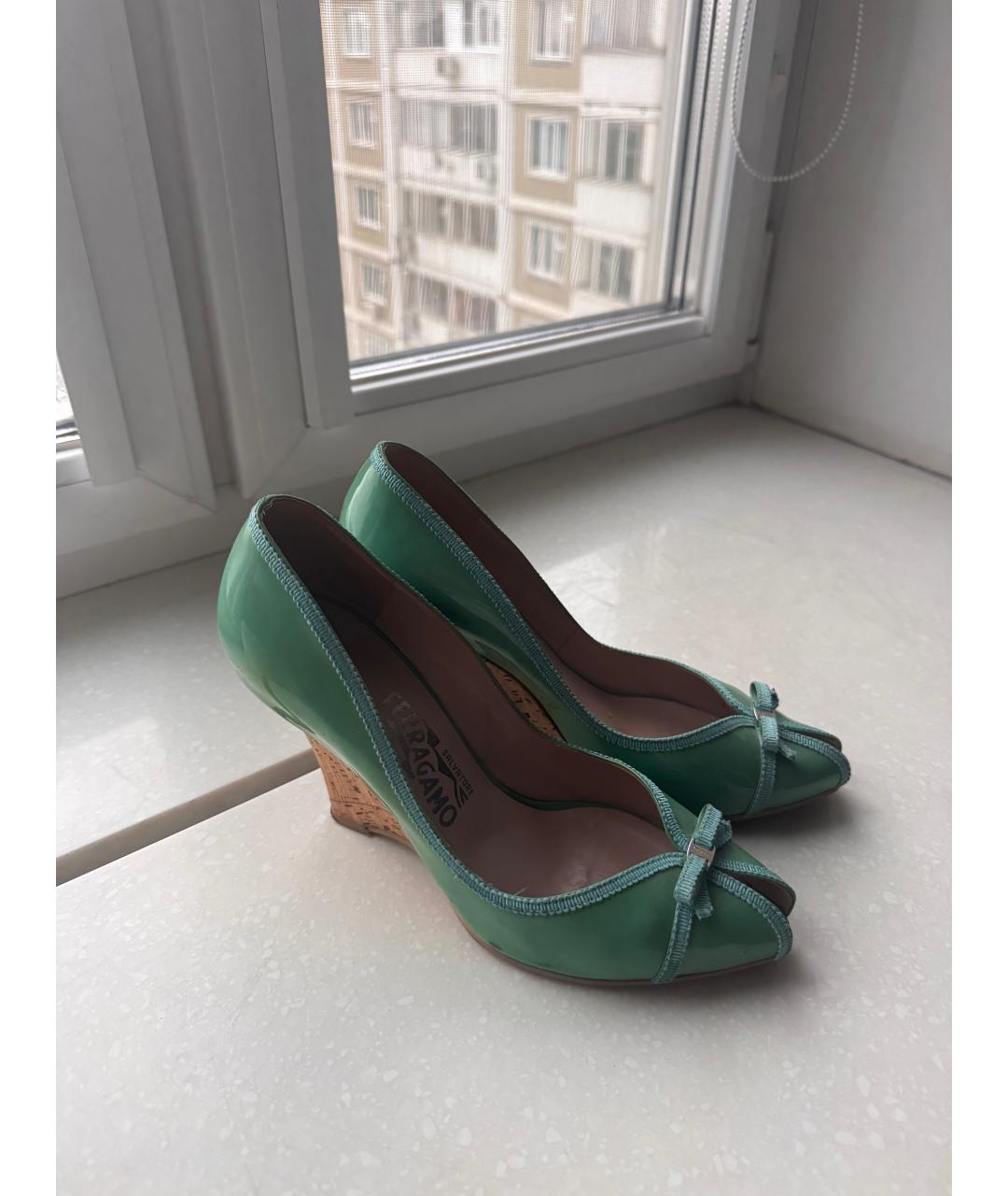 FERRAGAMO Бирюзовые туфли из лакированной кожи, фото 3