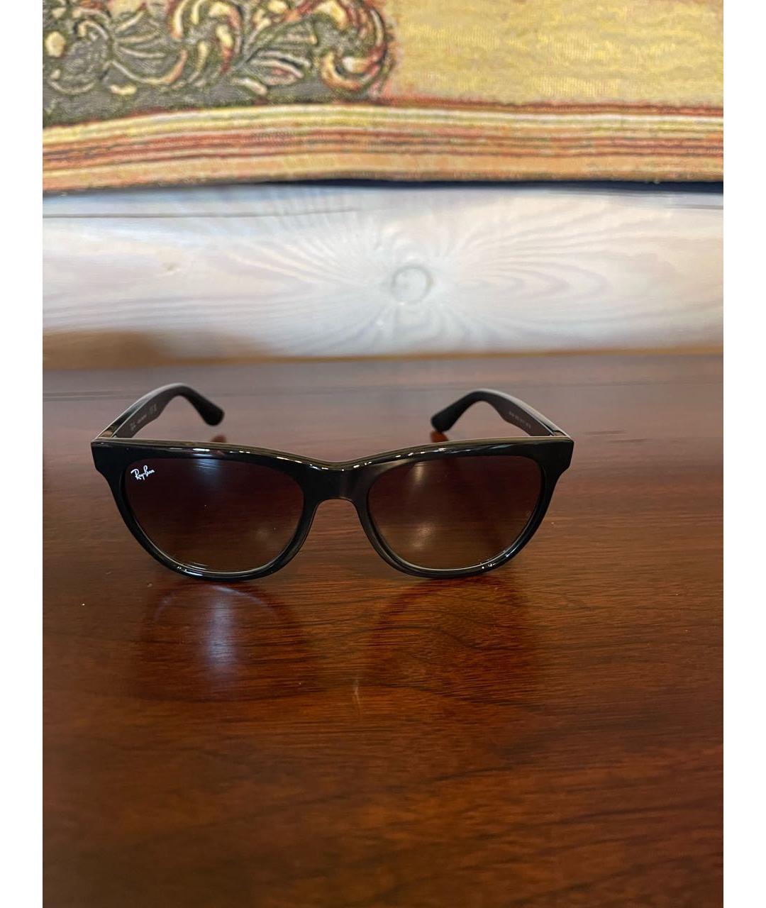 RAY BAN Черные пластиковые солнцезащитные очки, фото 7