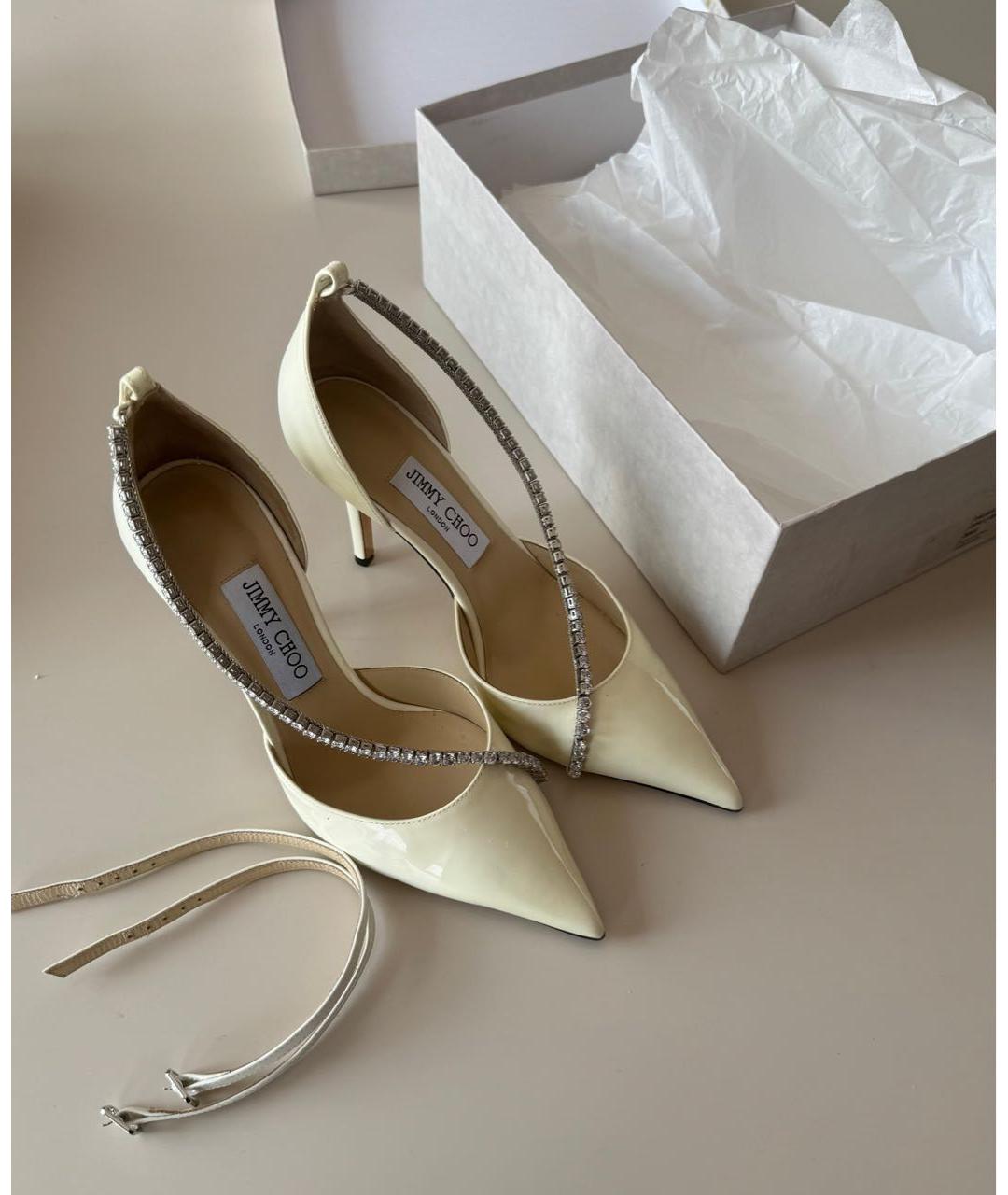JIMMY CHOO Бежевые туфли из лакированной кожи, фото 2