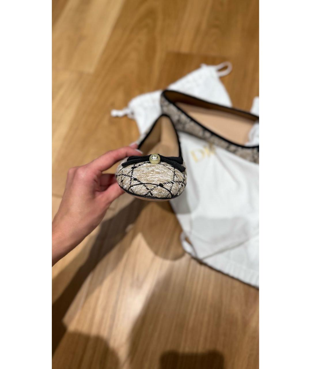 CHRISTIAN DIOR Бежевые текстильные балетки, фото 3