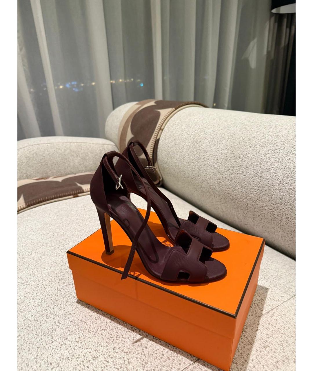 HERMES Бордовые кожаные босоножки, фото 5