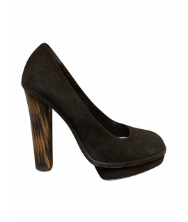 

Туфли FENDI