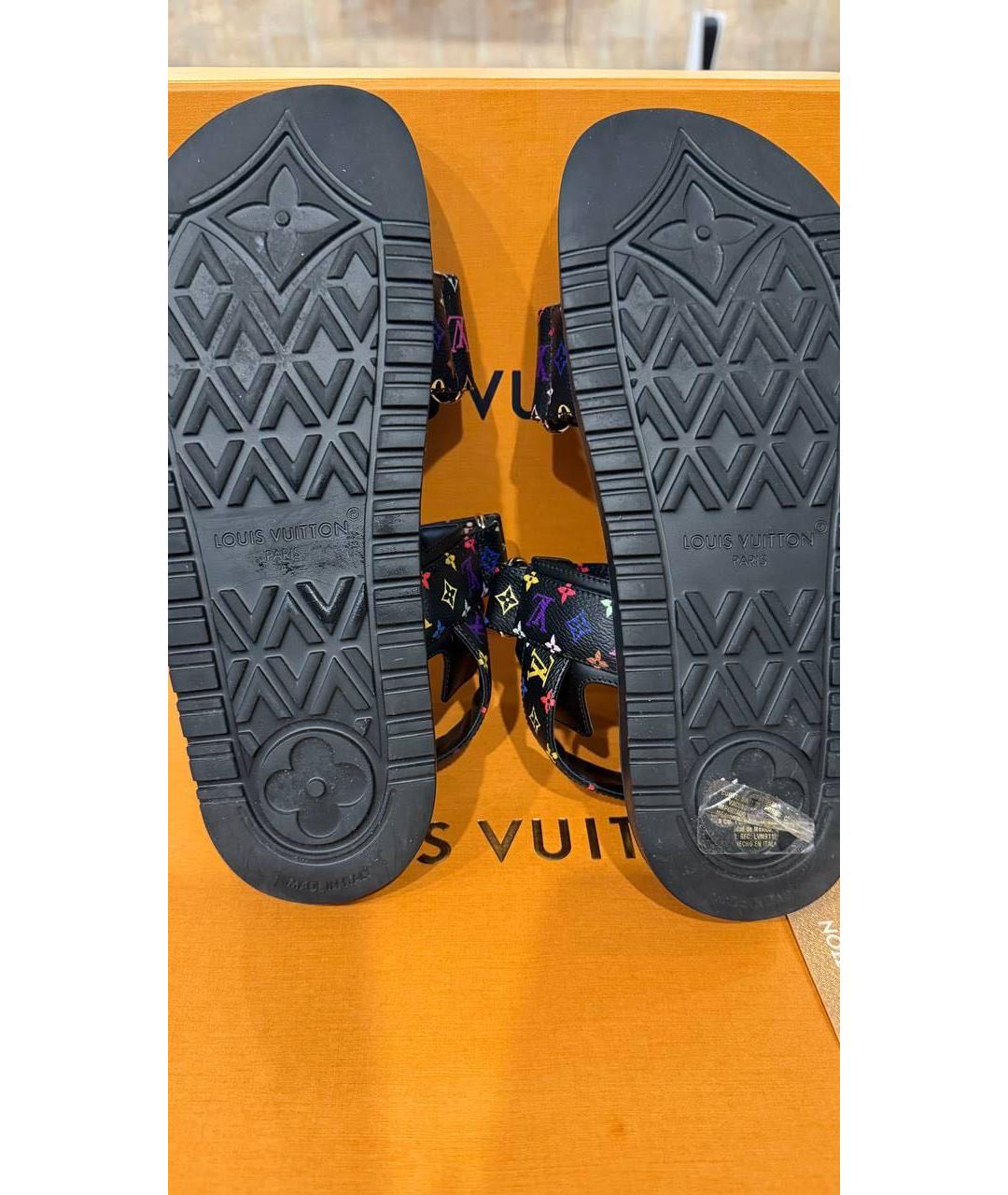 LOUIS VUITTON Черные кожаные сандалии, фото 3