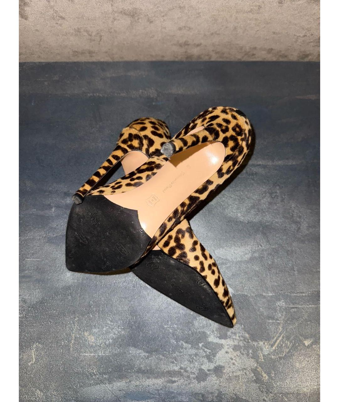 GIANVITO ROSSI Бежевые кожаные туфли, фото 5