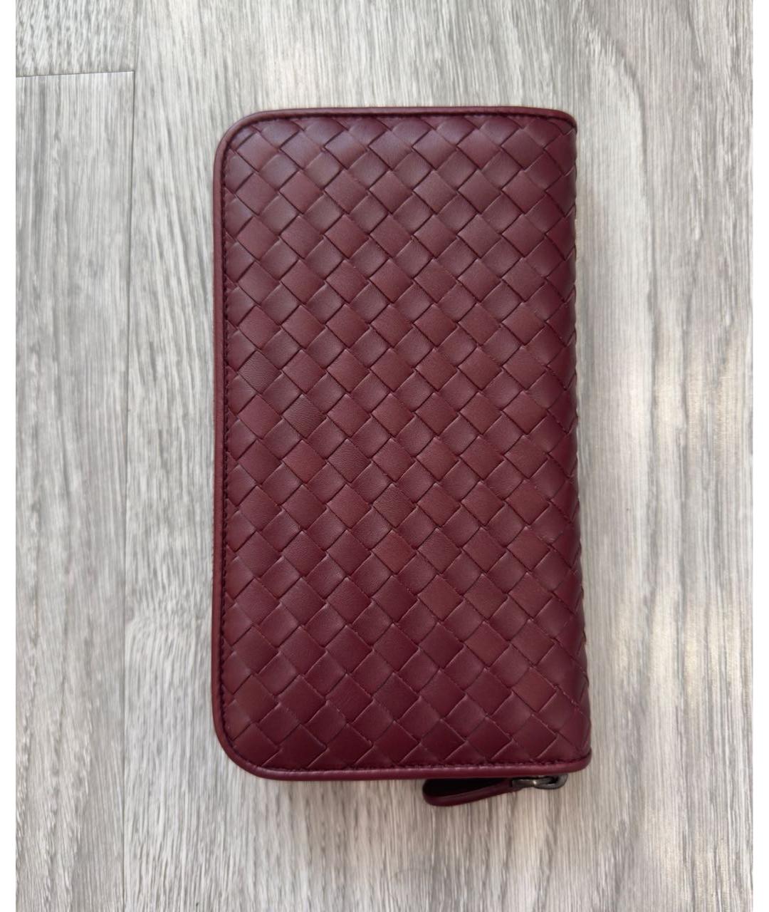 BOTTEGA VENETA Бордовый кожаный кошелек, фото 3