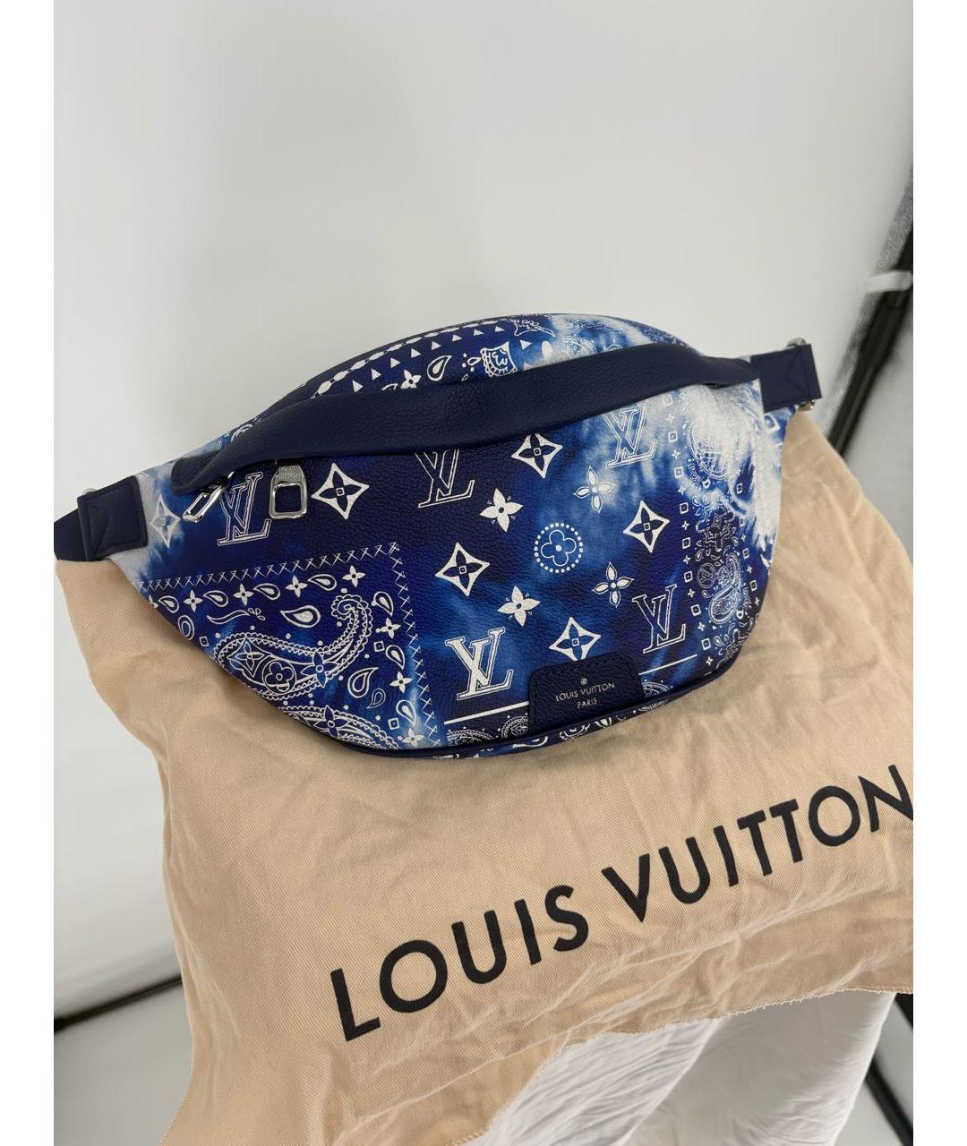 LOUIS VUITTON Синяя кожаная поясная сумка, фото 8