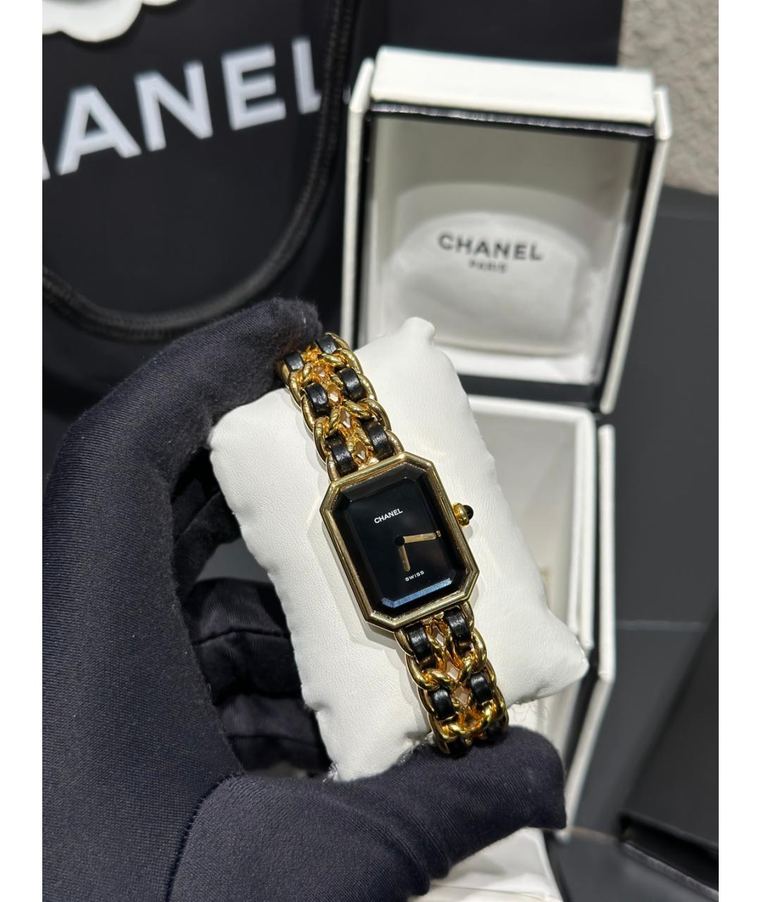 CHANEL Черные часы из золота и стали, фото 3