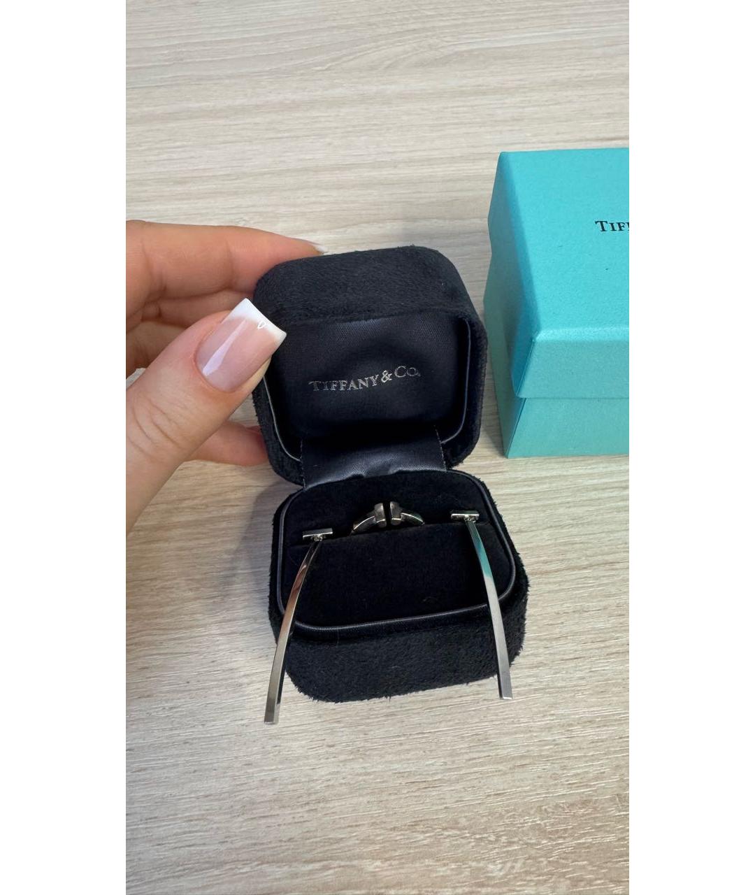 TIFFANY&CO Белые серьги из белого золота, фото 5
