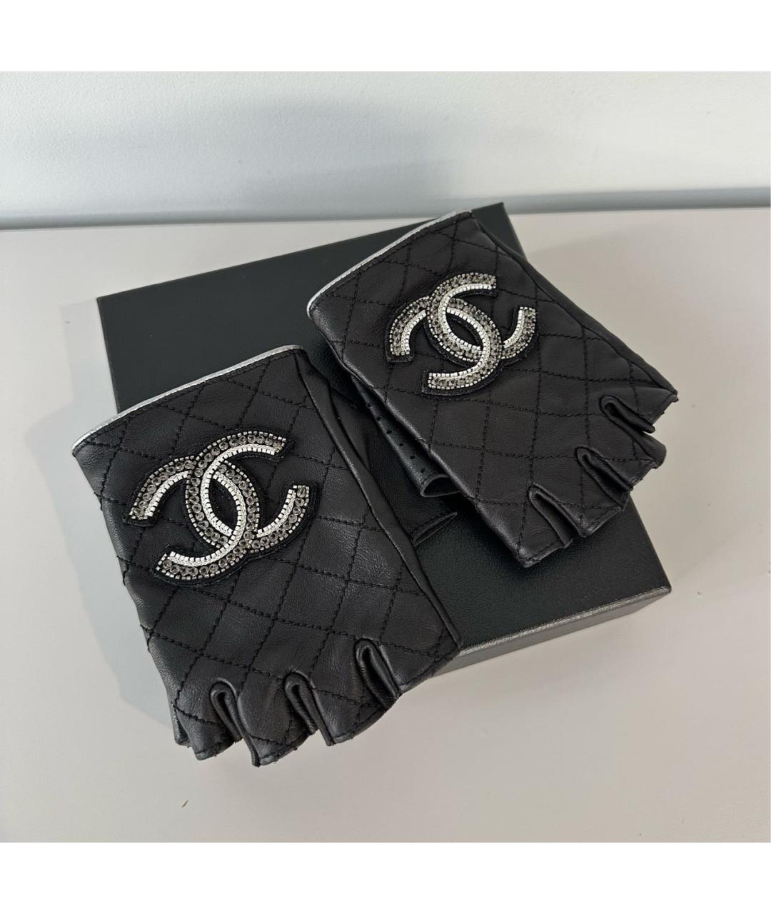 CHANEL Черные кожаные митенки, фото 2