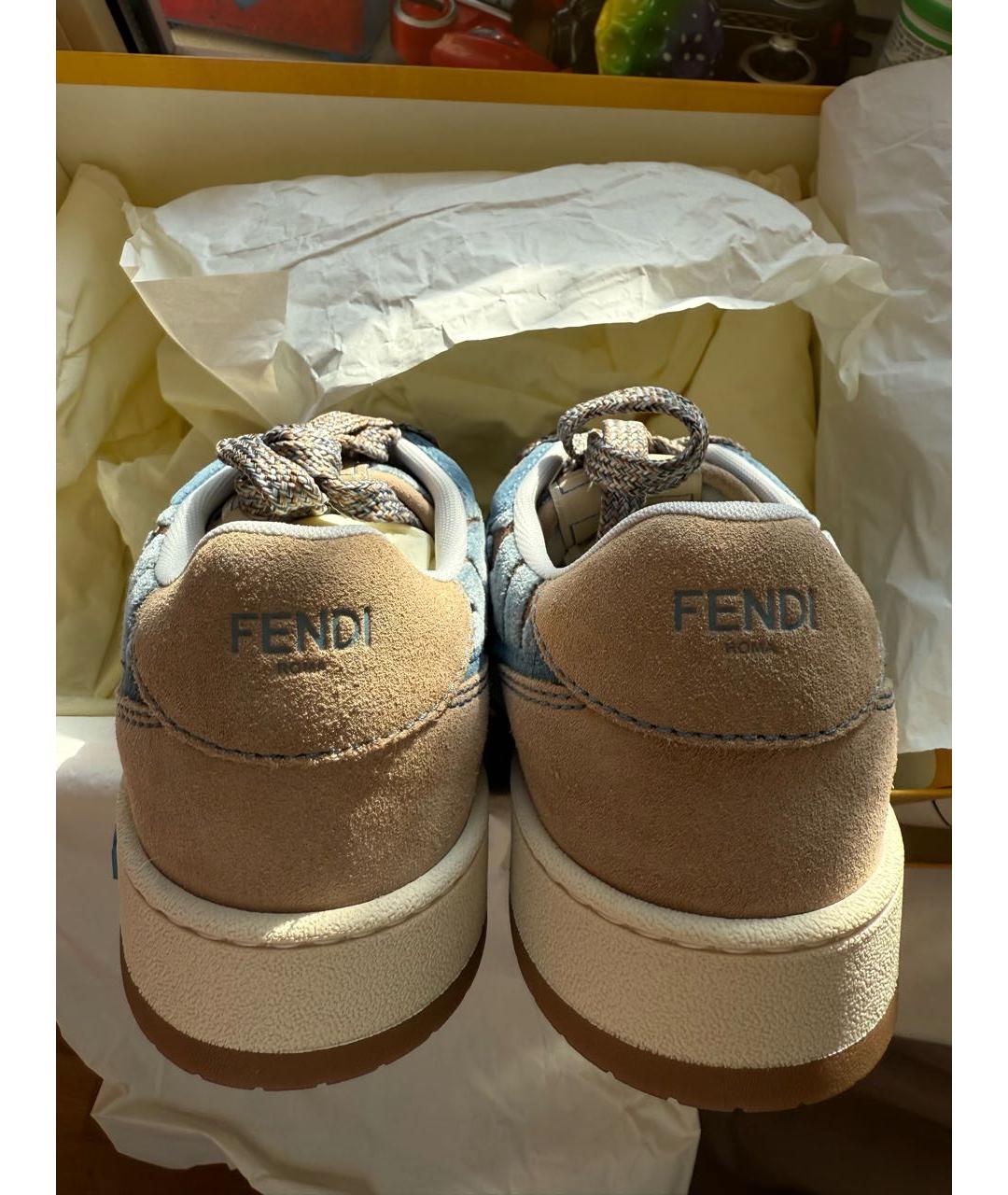 FENDI Бежевые замшевые кроссовки, фото 5
