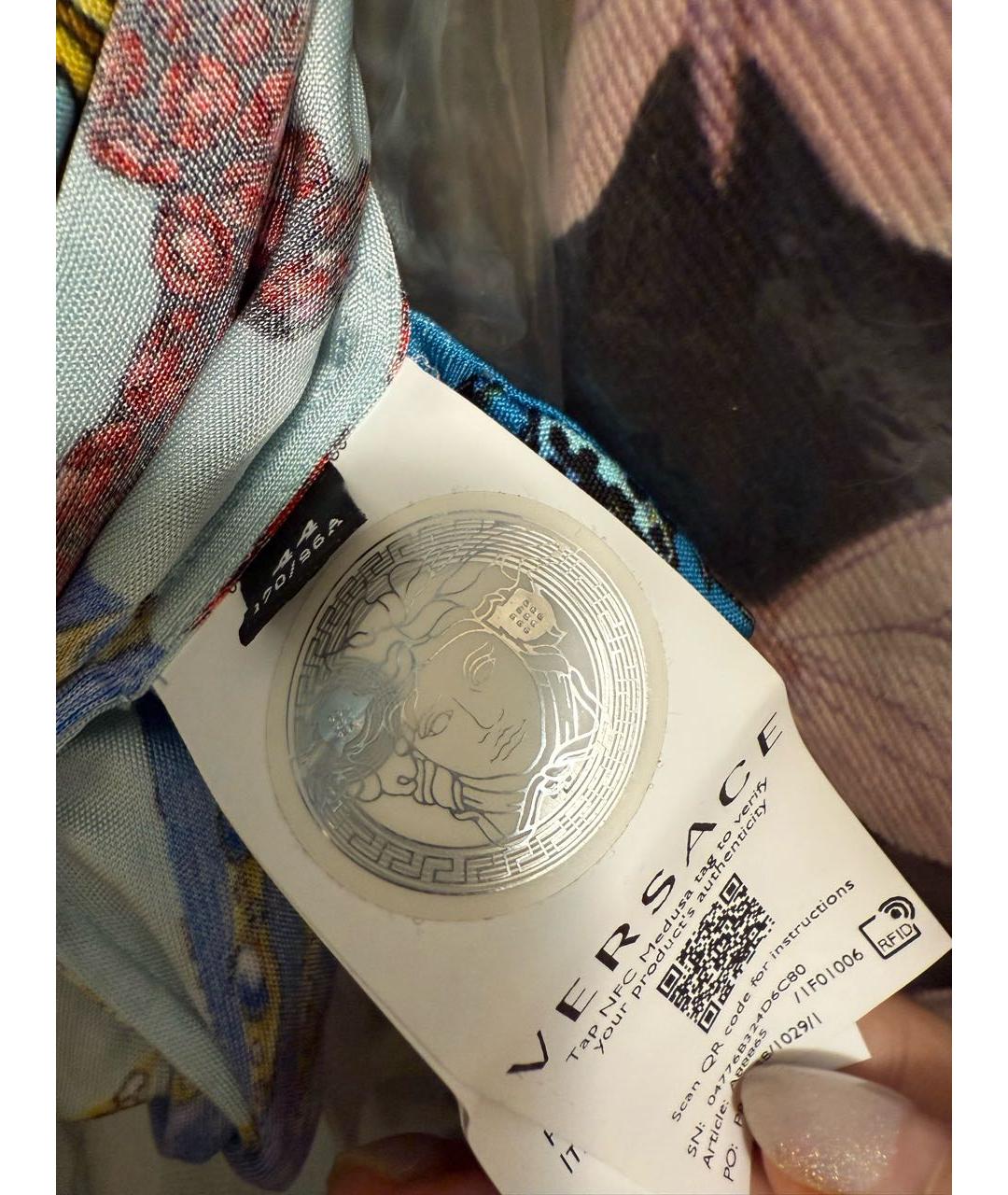 VERSACE Голубое шелковое коктейльное платье, фото 2