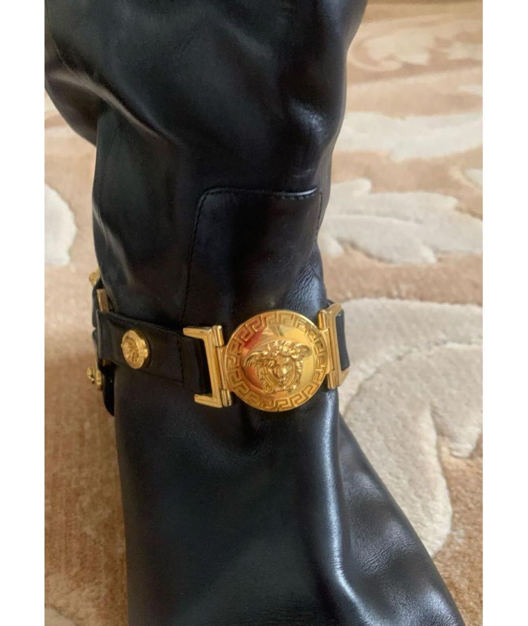 VERSACE Черные кожаные сапоги, фото 4