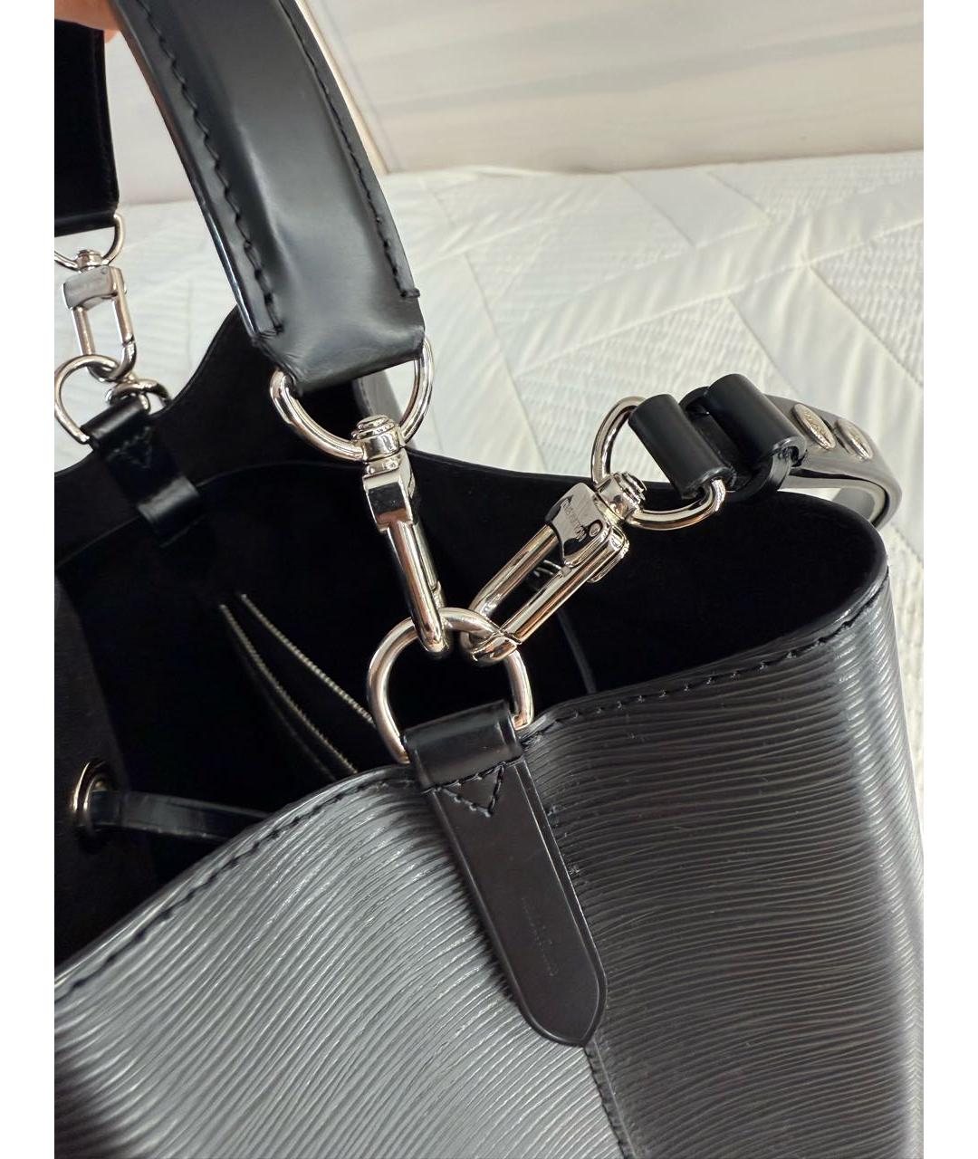 LOUIS VUITTON Черная кожаная сумка через плечо, фото 4