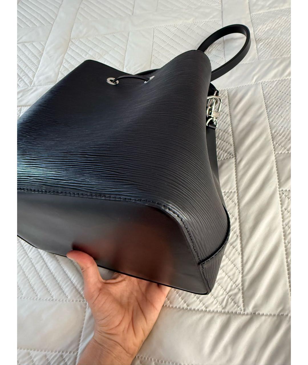 LOUIS VUITTON Черная кожаная сумка через плечо, фото 6