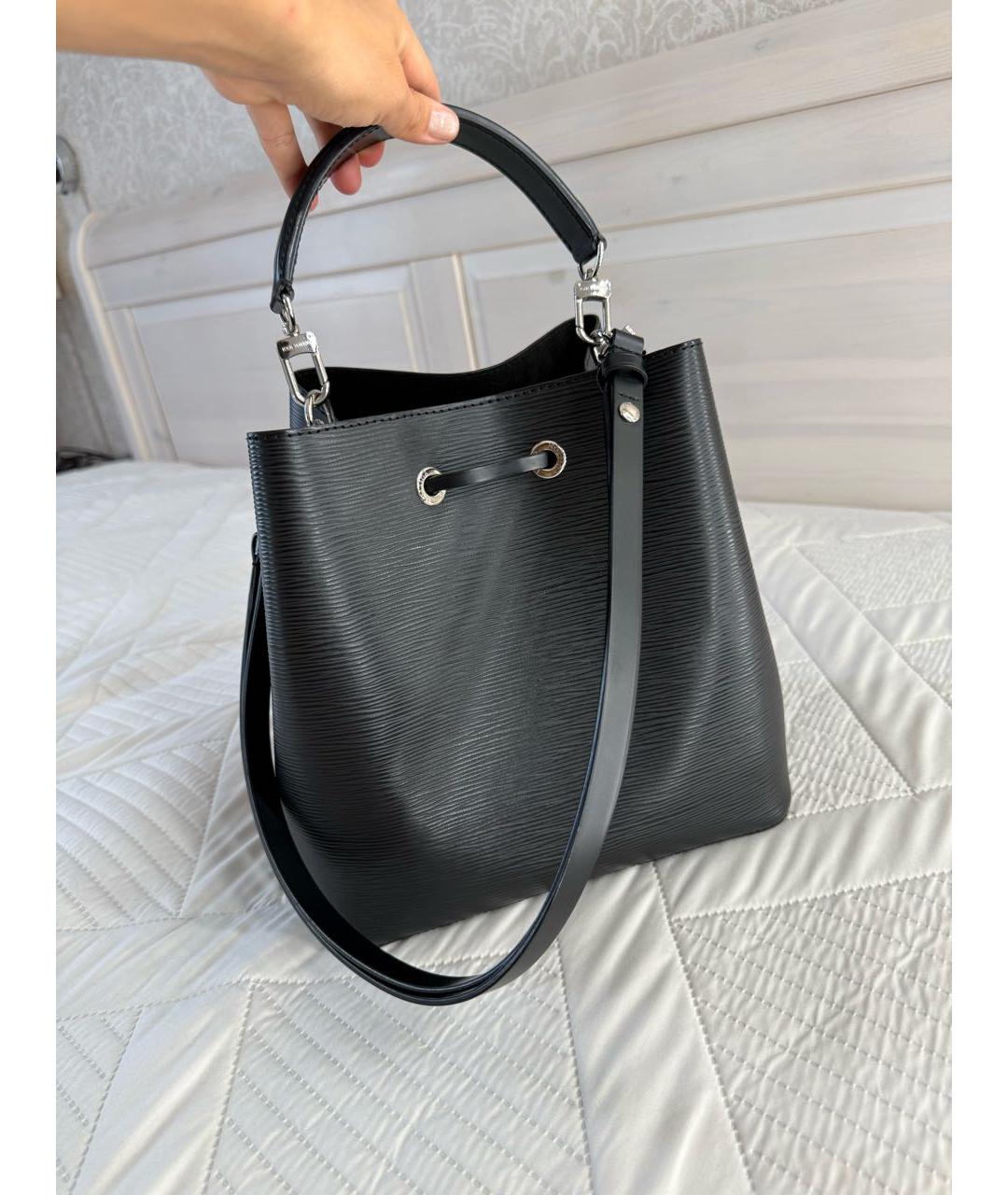 LOUIS VUITTON Черная кожаная сумка через плечо, фото 8