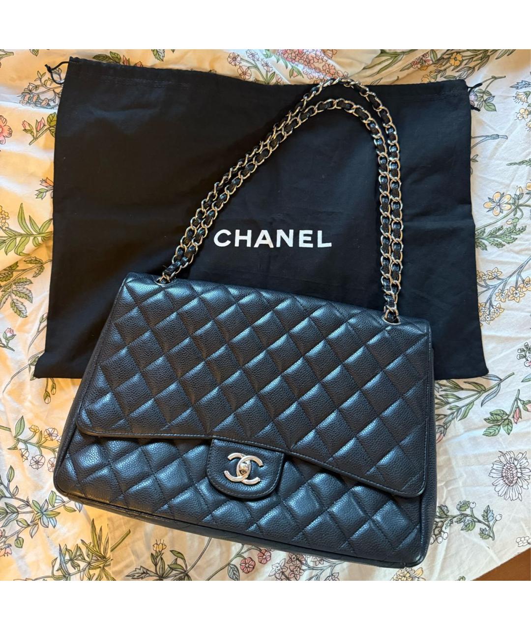 CHANEL Черная кожаная сумка с короткими ручками, фото 3