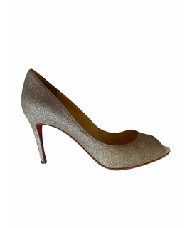 

Туфли CHRISTIAN LOUBOUTIN Не помню