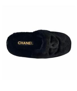 CHANEL Шлепанцы