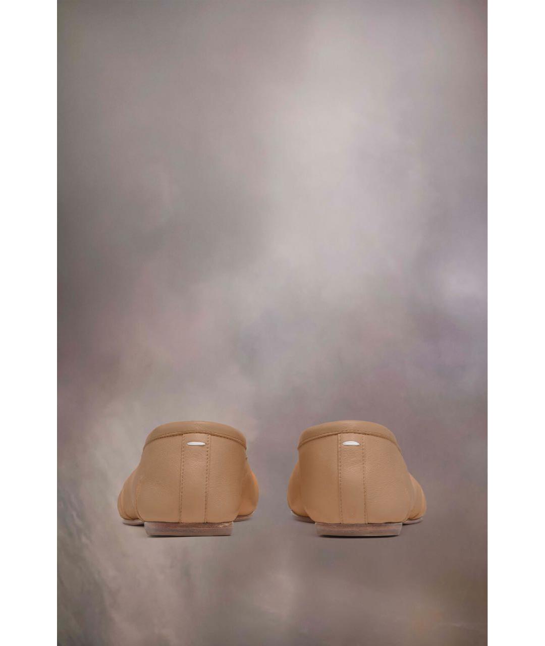 MAISON MARGIELA Бежевые кожаные балетки, фото 4
