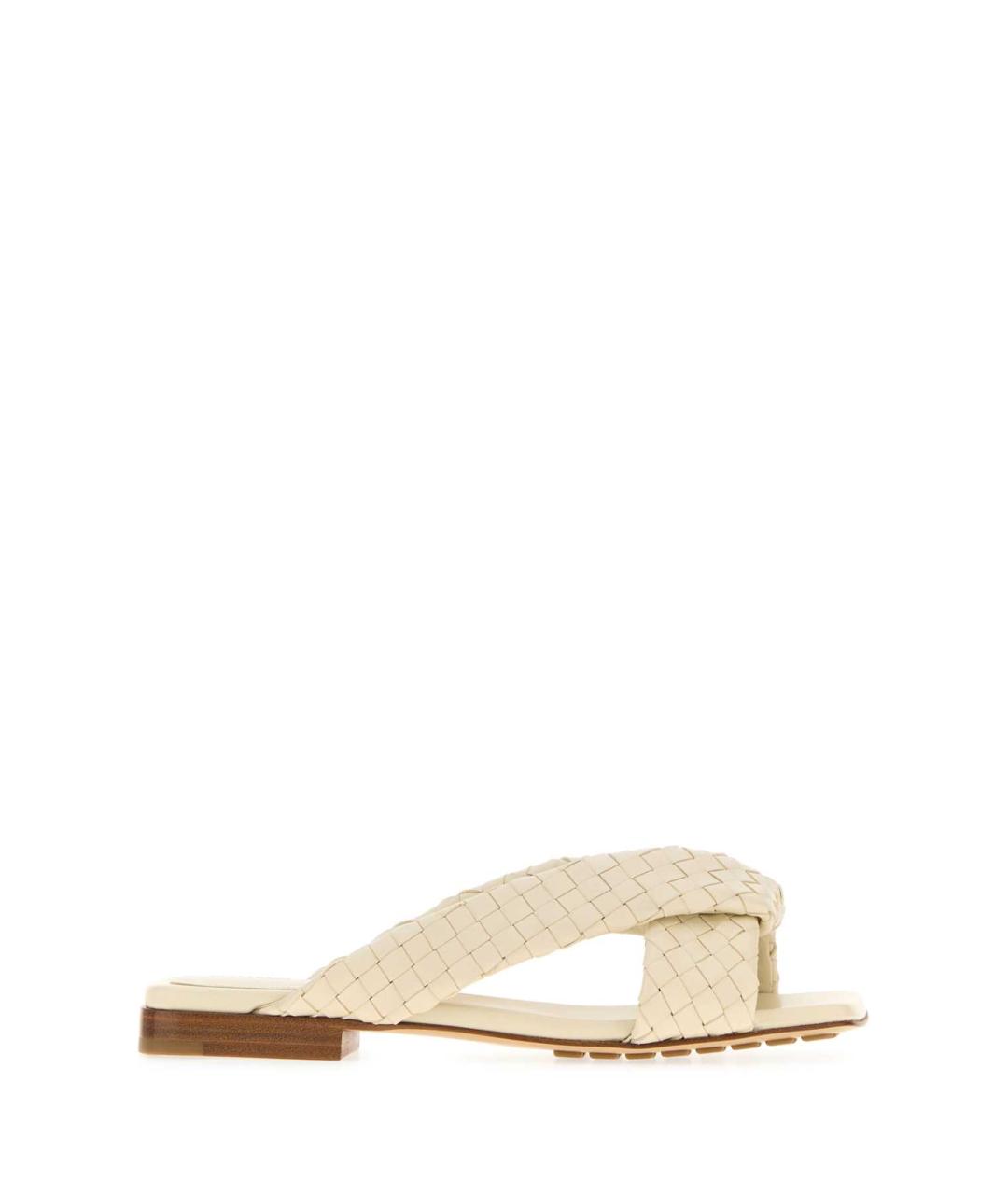 BOTTEGA VENETA Бежевые кожаные шлепанцы, фото 1