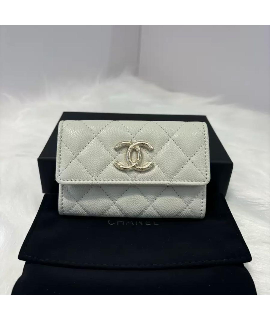 CHANEL Бежевый кожаный кошелек, фото 3