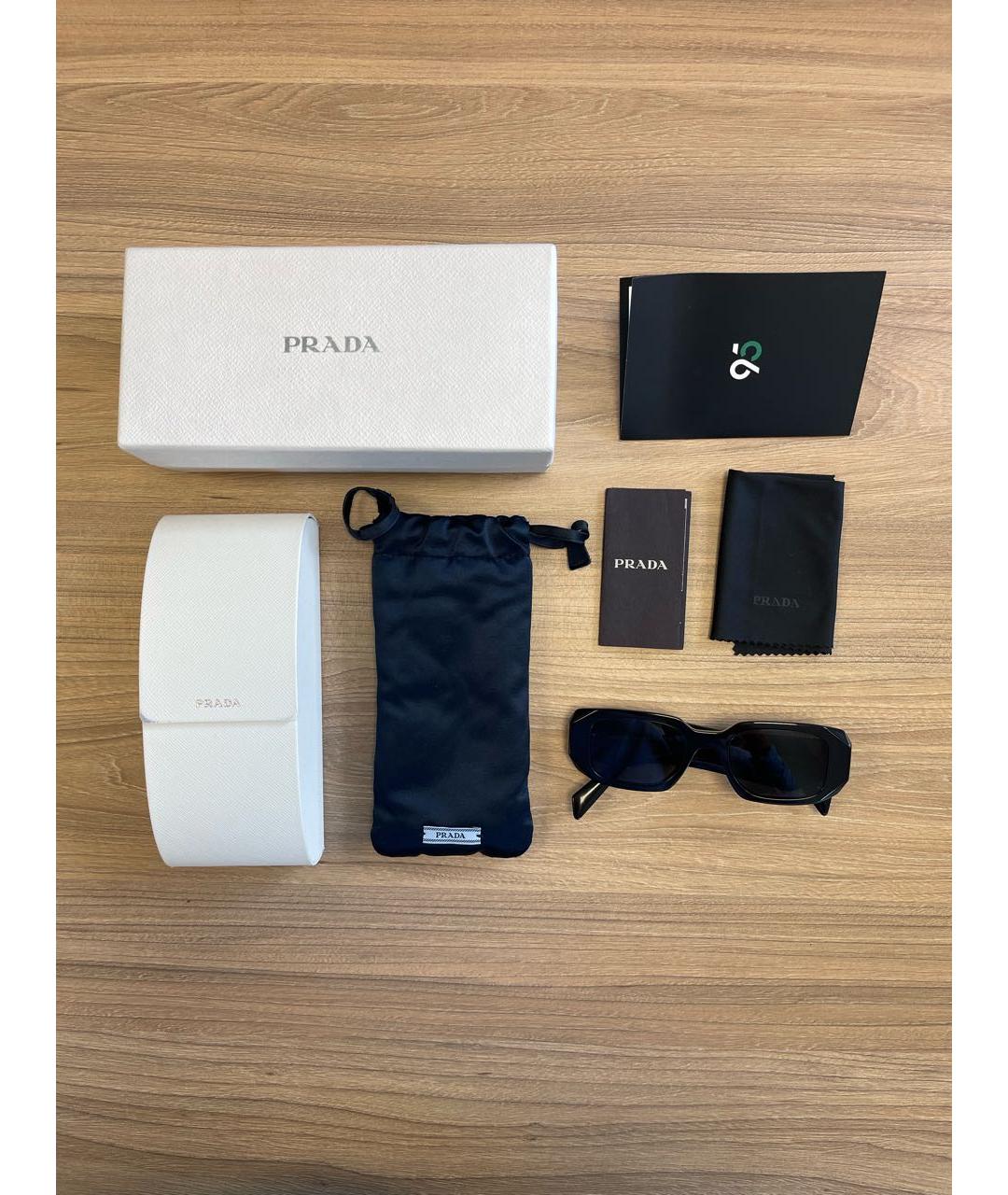 PRADA Черные пластиковые солнцезащитные очки, фото 3