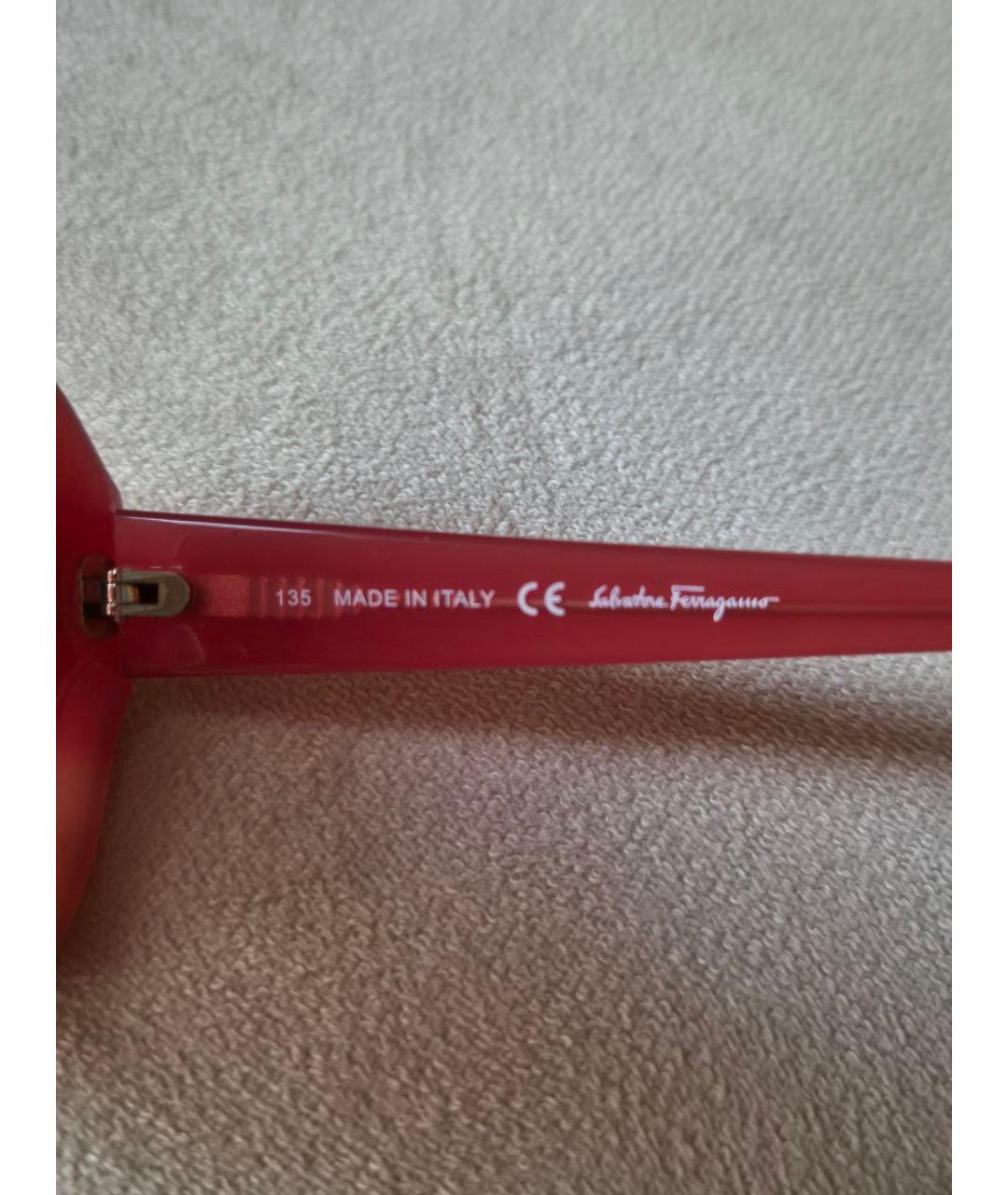 FERRAGAMO Бордовые пластиковые солнцезащитные очки, фото 3