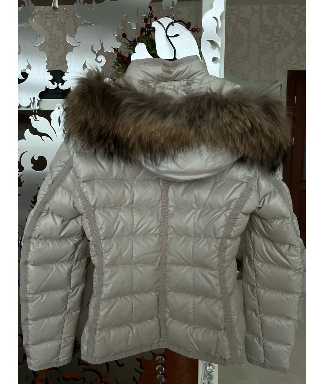 MONCLER Бежевый пуховик, фото 2