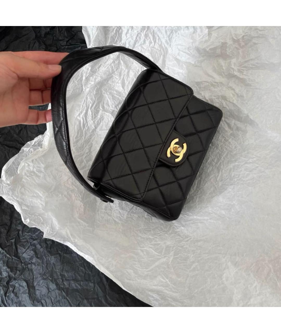 CHANEL Черная кожаная сумка с короткими ручками, фото 9